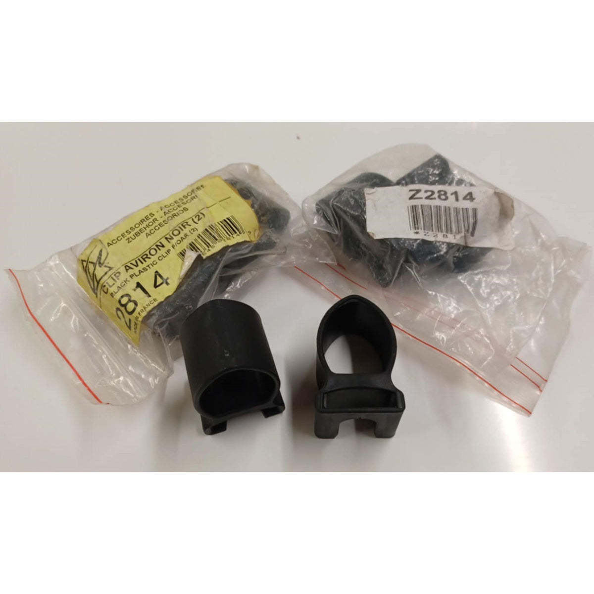 Zodiac Spring Clips Zodiac Oar Clips Pair - Grey Z2815 or Black Z2814 - Clearance — RIBstore